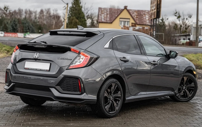 Honda Civic cena 62900 przebieg: 91000, rok produkcji 2018 z Radom małe 407